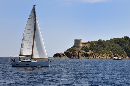 France, Var (83), Iles d'Hyères, Parc national de Port Cros, Ile de Port-Cros, Fort de Port-Man, le photographe Yann Arthus-Bertrand en a la jouissance depuis 2003