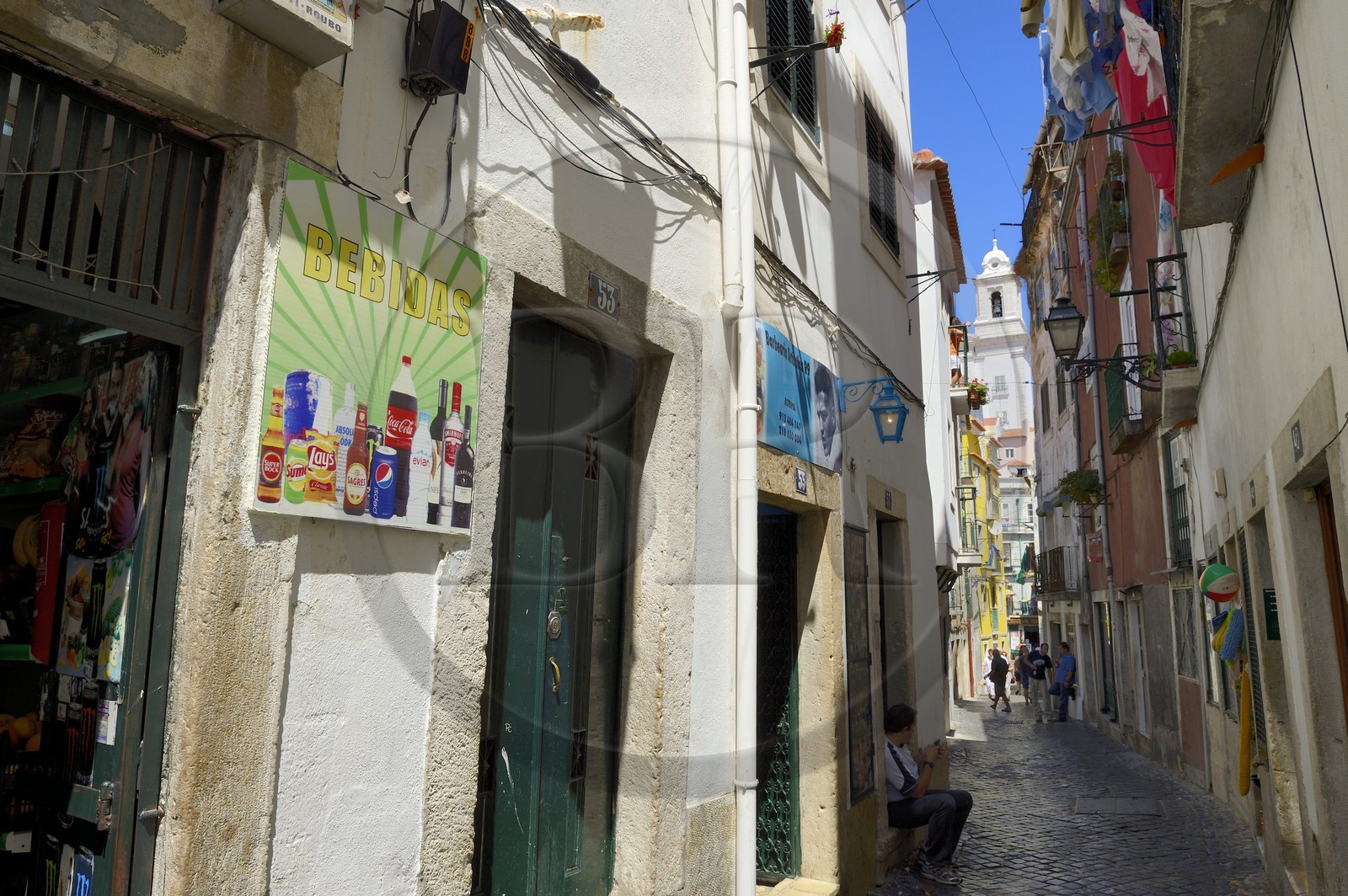Portugal, Lisbonne, quartier de l'Alfama, rua Sao Miguel