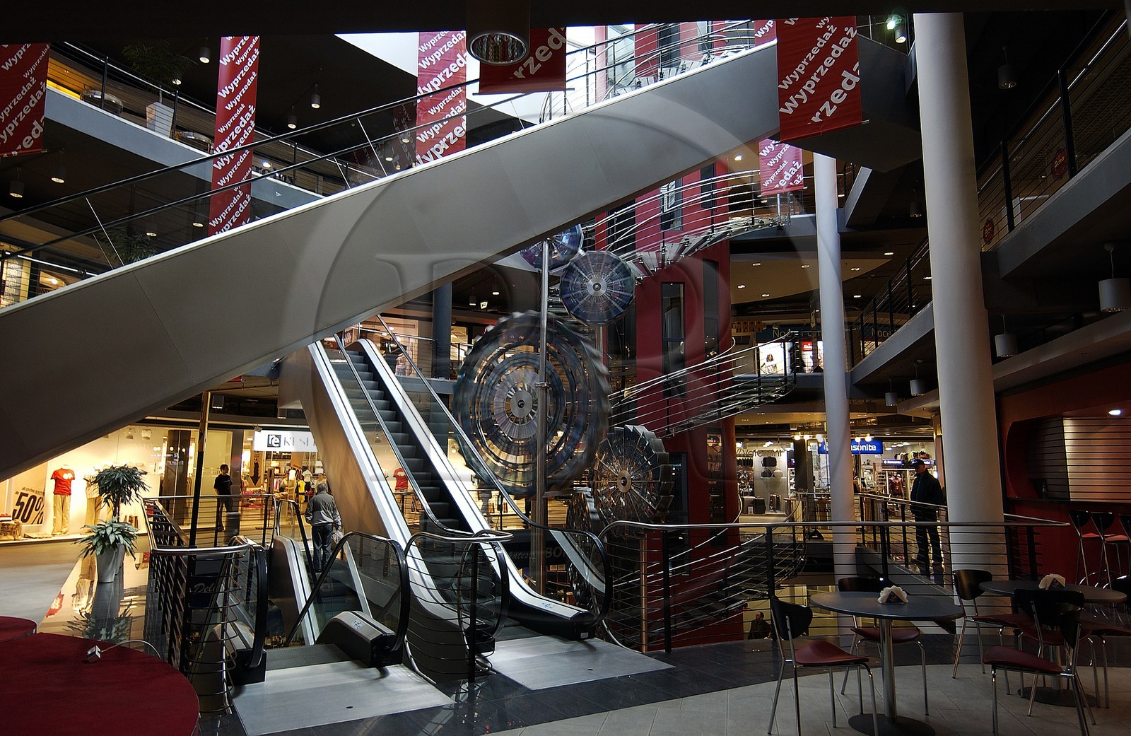 Pologne, Gdansk, centre commercial moderne