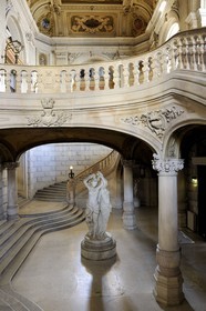 France, Hérault (34), Montpellier, l'Opéra, l'original de la sculpture de la fontaine des Trois Grâces