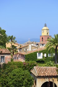 France, Var, Saint-Tropez, Notre Dame de l'Assomption parish church seen from the citadel