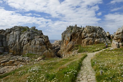 France, Côtes-d'Armor (22), Côte d'Ajoncs, Plougrescant, Anse de Pors Scaff, site du Gouffre