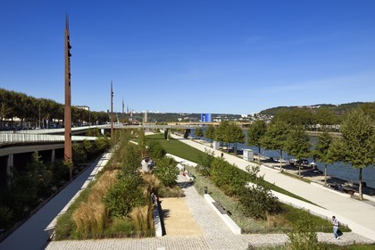 France, Seine Maritime, Rouen, gardens of the newly developed left bank quays