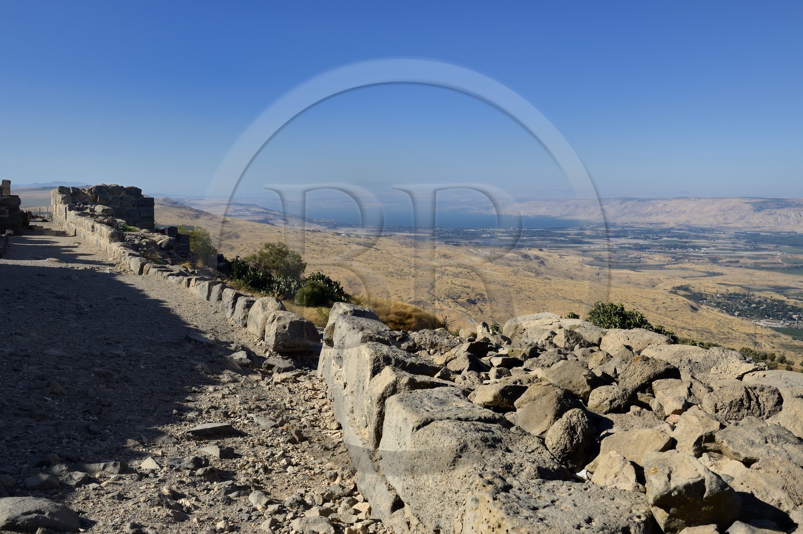 Israel, Northern District, Galilee, Belvoir Fortress is a Crusader fortress hold by the Knights Hospitaller between 1168 and 1189 overlooking the Jordan River valley, the mountains of Jordan in the background