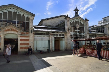 France, Charente-Maritime (17), La Rochelle, le marché couvert
