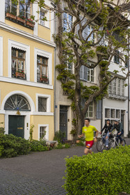 Suisse, Bâle, sur les quais du quartier du Petit Bâle sur la rive droite du Rhin