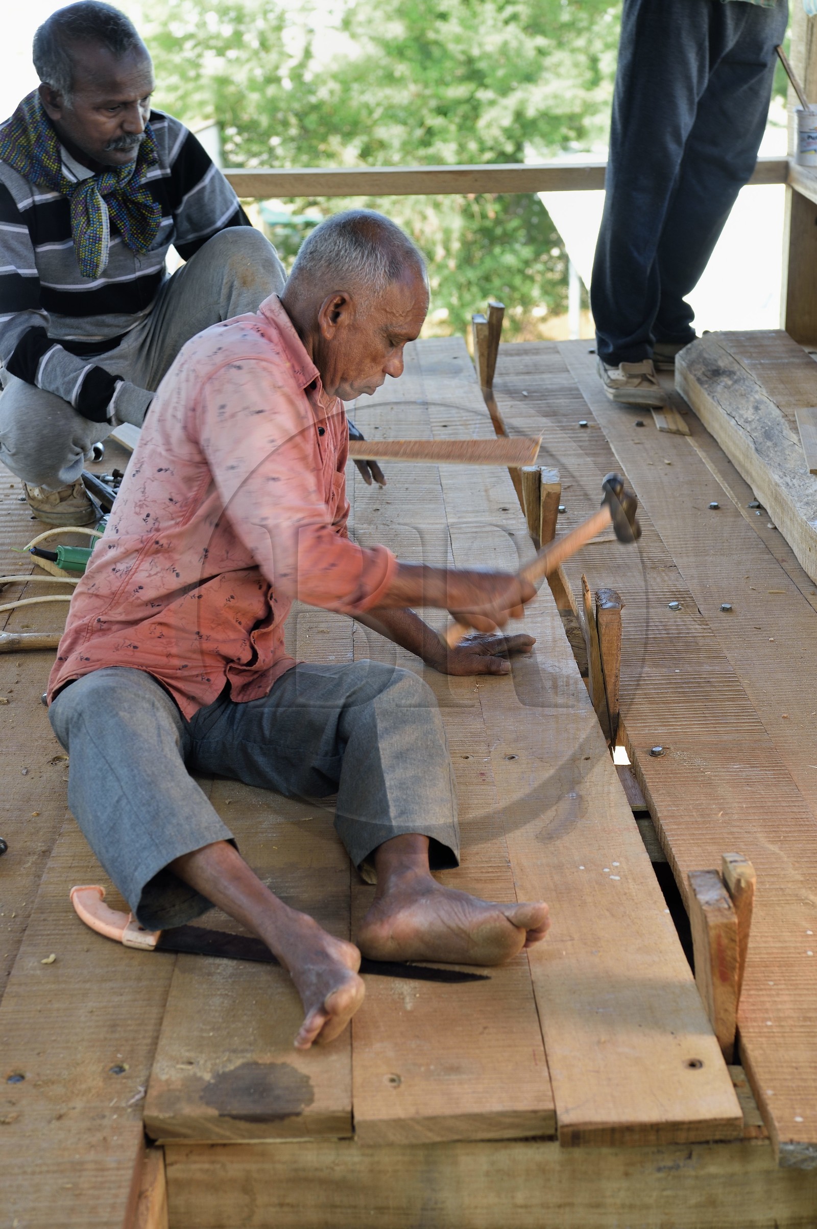 Sultanat d'Oman, gouvernorat de Ash Sharqiyah du Sud, ville et port de Sour, chantiers navals artisanaux de construction de boutres (dhows)