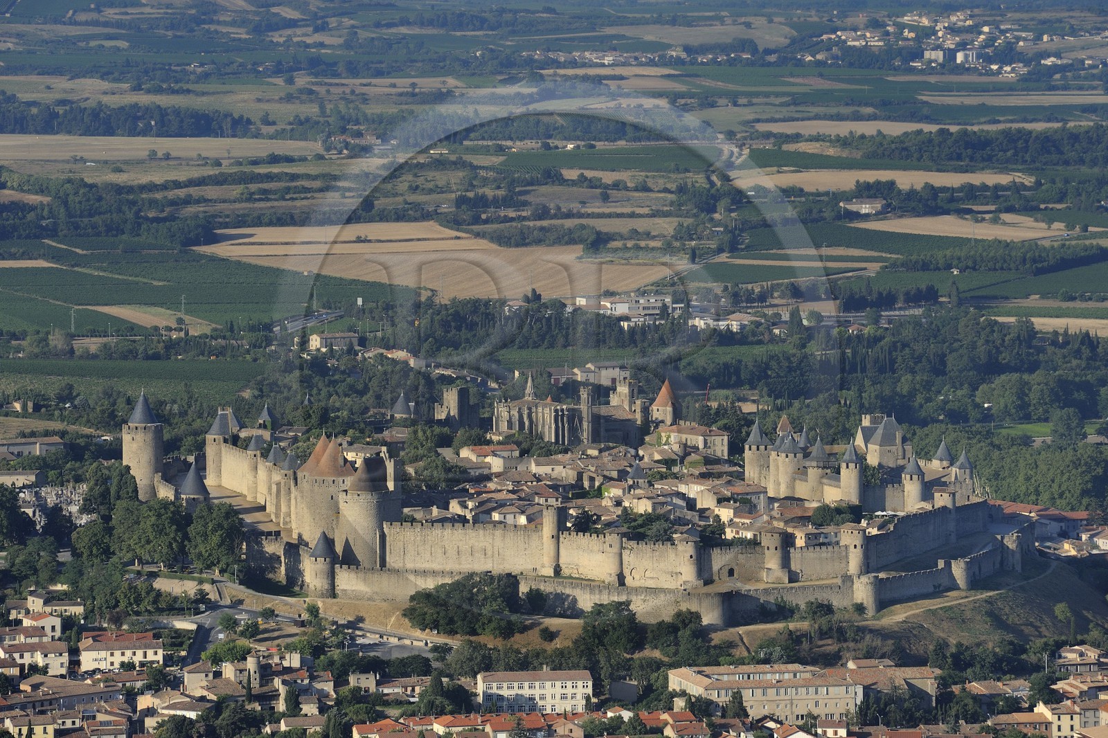 France, Aude (11), Carcassonne, la cité médiévale (vue aérienne)