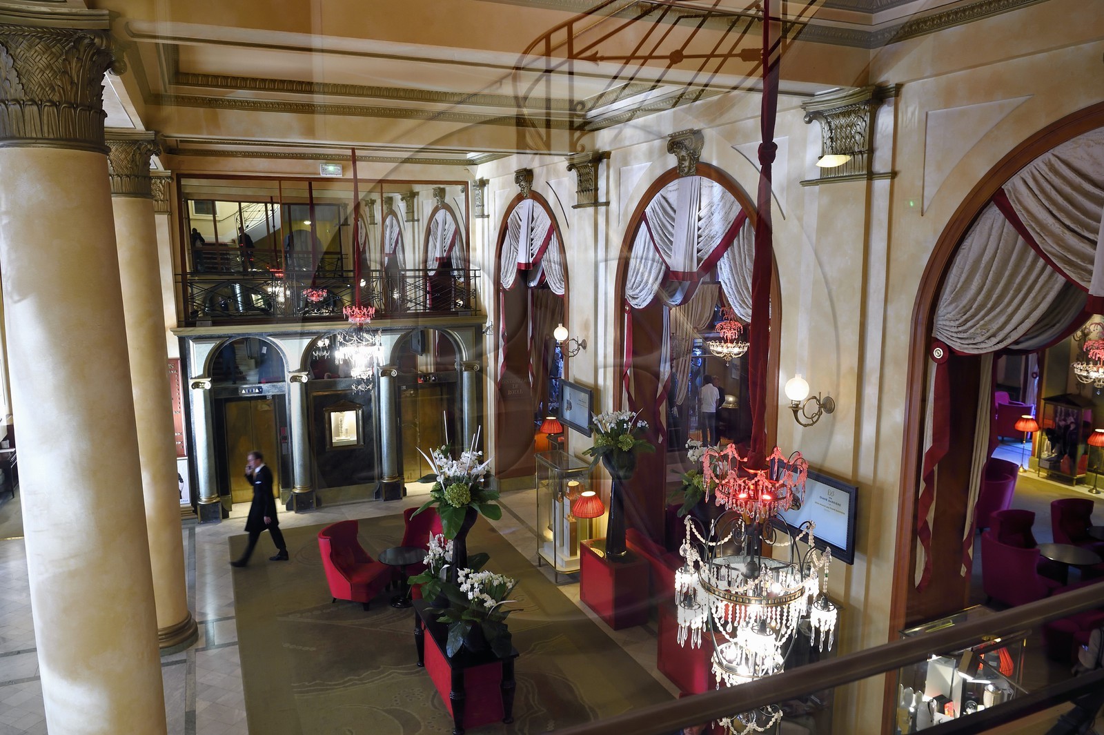France, Calvados (14), Pays d'Auge, Deauville, l'Hotel Royal Barriere, le lobby