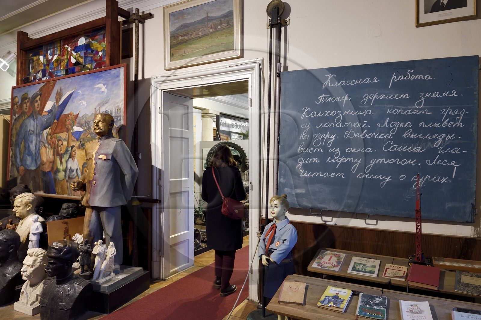 République Tchèque, Prague, Nove Mesto (nouvelle ville), collection d'objets du Muzeum Komunismu situé rue Na Prikope, musée qui retrace l'histoire du communisme Tchécoslovaque