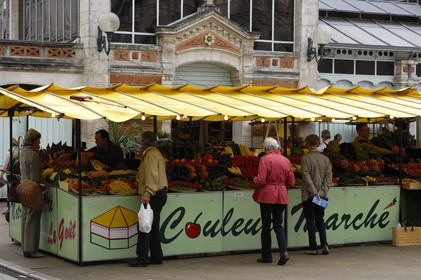 France, Charente-Maritime (17), La Rochelle, le marché