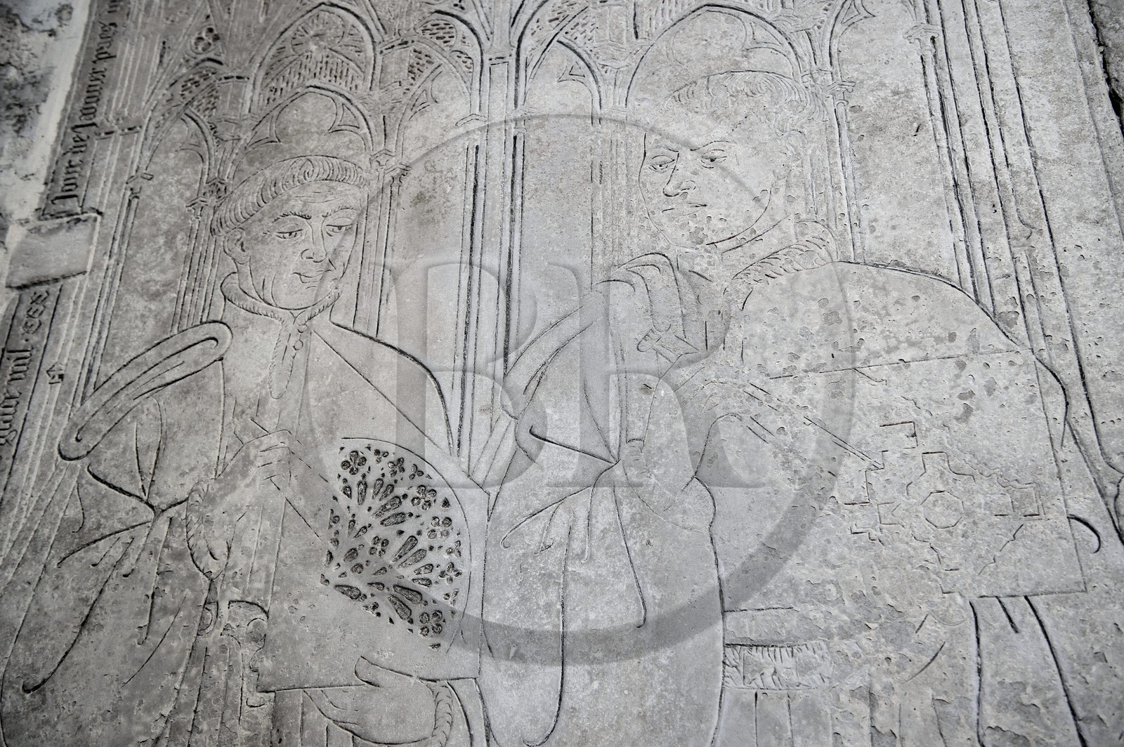 France, Seine-Maritime (76), Rouen, abbatiale Saint-Ouen (XIIème au XVème siècle), pierre tumulaire du XIVe siècle d'un des architectes de l'abbaye, dalle funéraire sous laquelle reposaient autrefois ses cendres