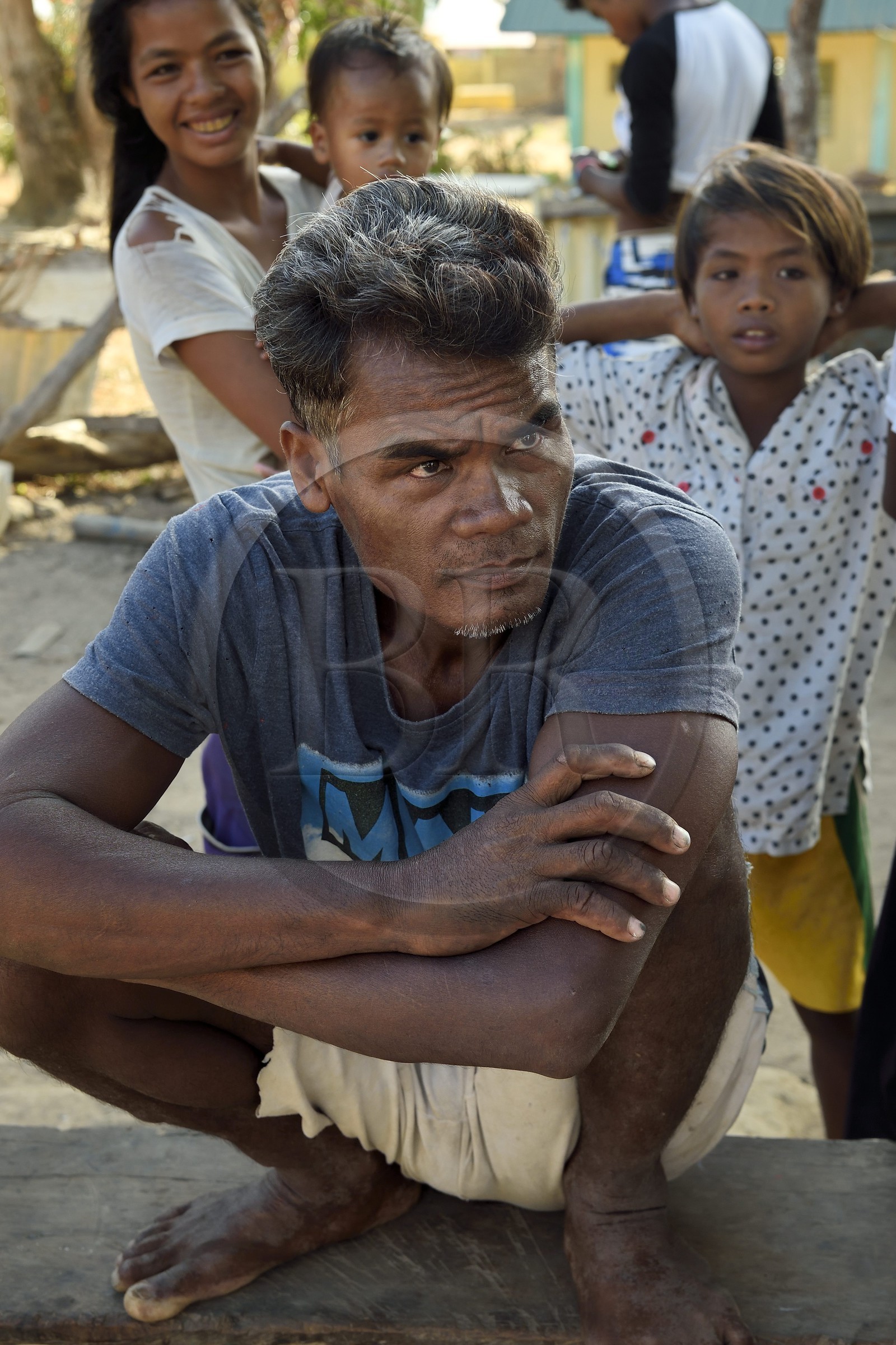 Philippines, Calamian Islands in northern Palawan, Uson Island in Coron Bay, village of Barangay Lajala,  the Tagbanua fisherman Carlito Bering