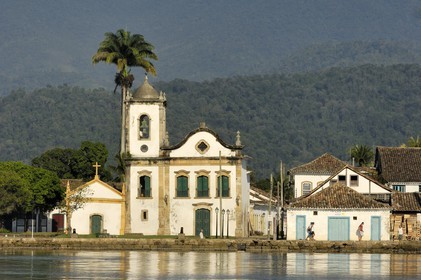 Brazil, Rio de Janeiro State, Costa Verde, Paraty, colonial town founded in 1667 to export gold to Europe, Santa Rita church (Gold Route, Estrada Real)