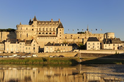 France, Indre et Loire, Amboise, Loire Valley listed as World Heritage by UNESCO, Chateau d'Amboise overhanging the Loire river