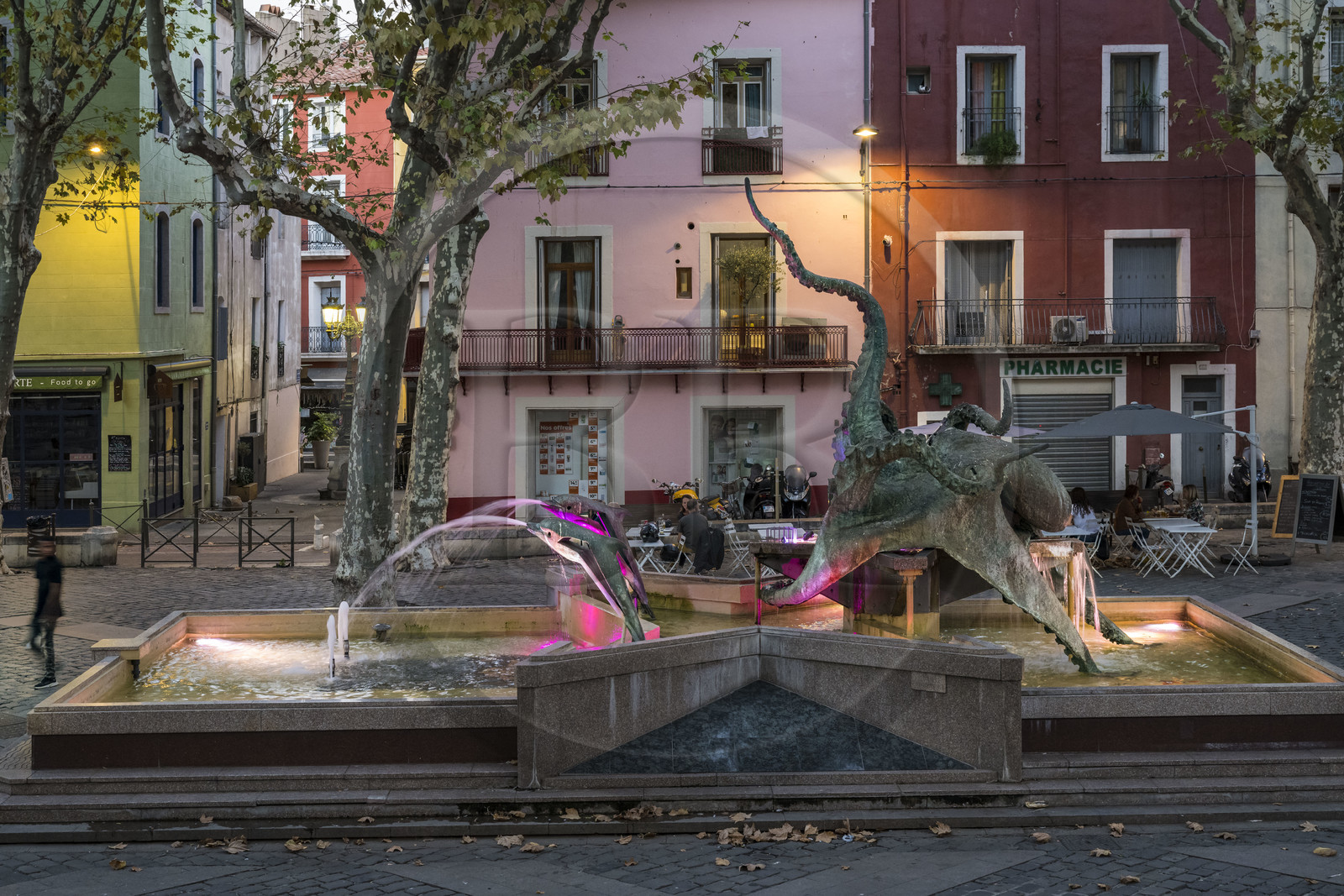 France, Herault, Sete, place Léon Blum also known as place du Pouffre, sculpture Le Poulpe by the Sète artist Pierre Nocca
