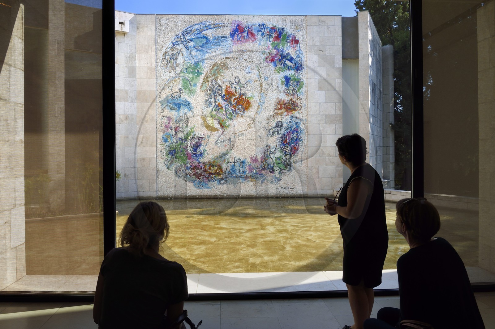 France, Alpes-Maritimes (06), Nice, musée national Marc Chagall de l'architecte André Hermant et créé à l'initiative d'André Malraux, mosaïque Le Prophète Elie (1971) par Marc Chagall