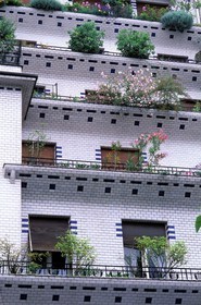 France, Paris(75), immeuble au 26 rue Vavin avec une façade en gradins, construit en 1911-1912 par les architectes Henri Sauvage et Charles Sarazin