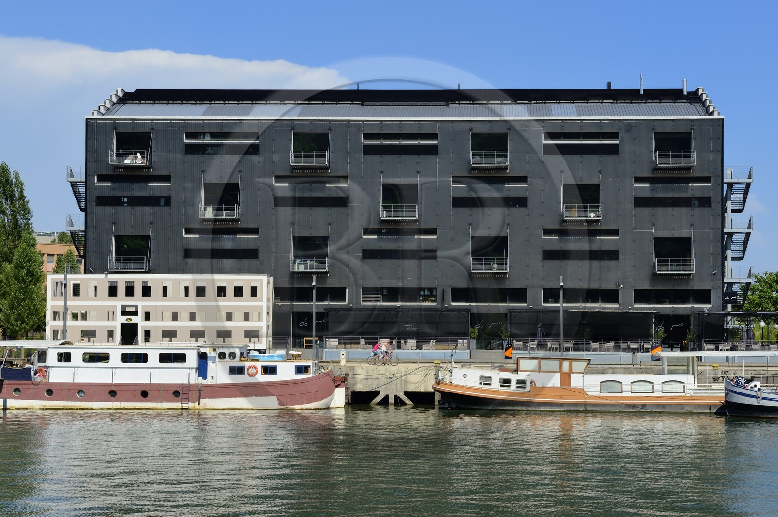 France, Rhône (69), Lyon, nouveau quartier de La Confluence au sud de la Presqu'île, Quai Rambaud, l'ancien pavillon des Douanes