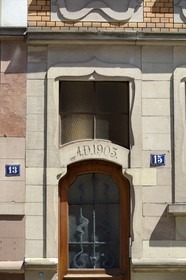 France, Bas-Rhin (67), Strasbourg, quartier de la Neustadt datant de la periode allemande, entrée d'immeuble rue Sleidan