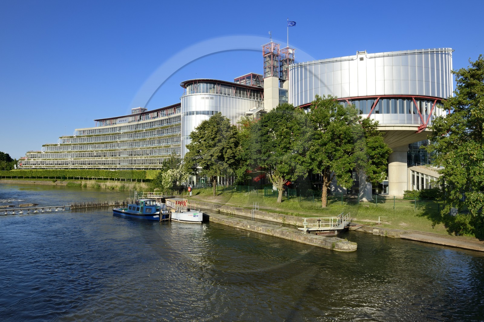 France, Bas-Rhin (67), Strasbourg, Palais des Droits de l'Homme de l'architecte Richard Rogers quai Ernest Bevin