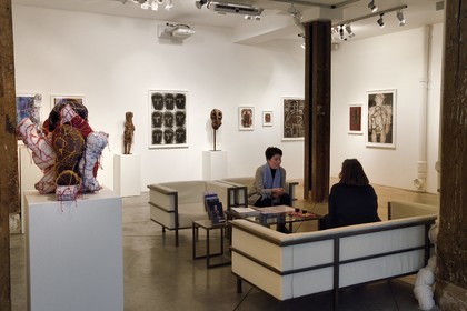 France, Paris, Galerie Christian Berst, galerie d'Art brut, exposition de l'artiste Michel Nedjar