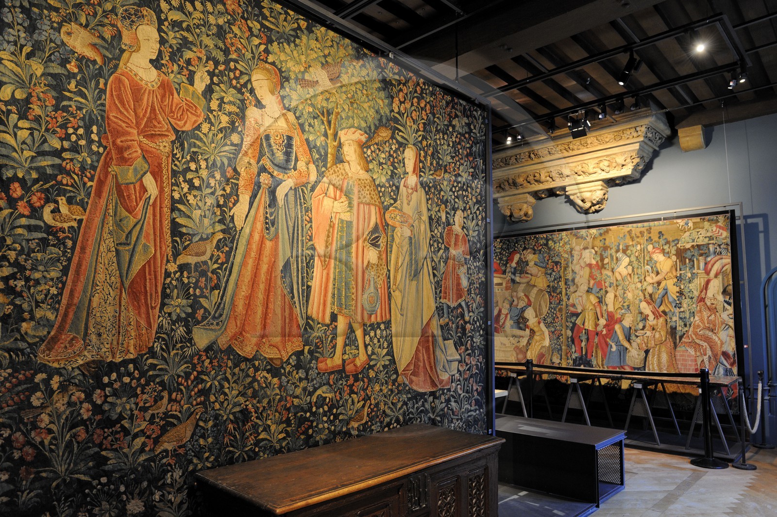 France, Paris (75), musée du Moyen-Age, ancien hôtel de Cluny, tapisserie de la vie seigneuriale du début 16ème siècle