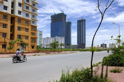 Vietnam, Hanoï, quartier de Cau Giay, le Keangnam Hanoi Landmark Tower est le plus haut gratte-ciel du pays de 336m sur Pham Hung Boulevard