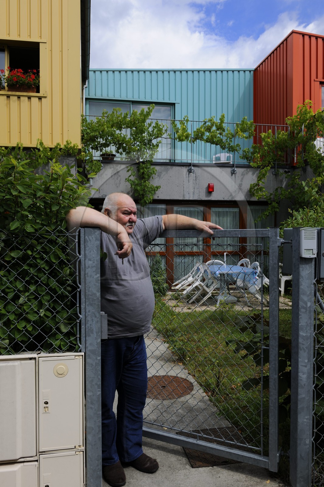 France, Haut Rhin, Mulhouse, la Cite Manifeste de la Somco (working class housing), passage des Rossignoles