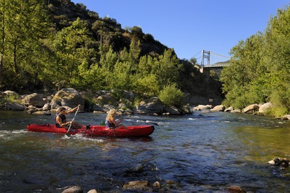 France, Hérault (34), vallée de l' Orb, descente en canoë-kayak de la rivière Orb au moulin de Travassac à Mons la Trivalle