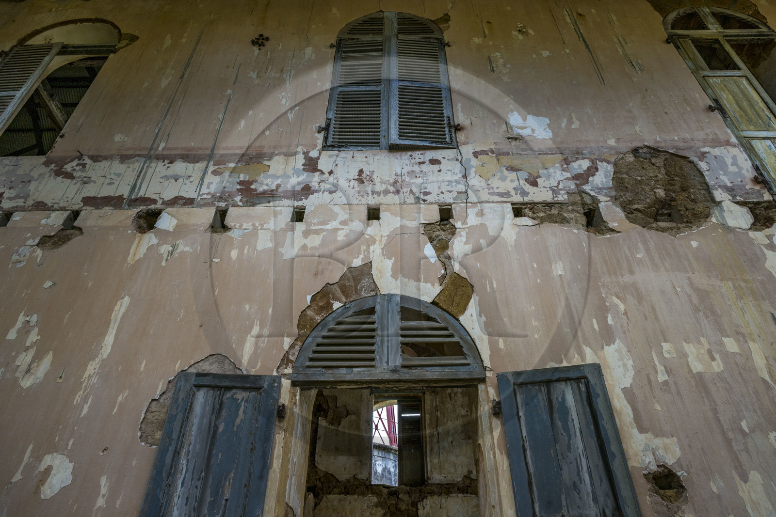 France, Guyane, Kourou, Iles du Salut, Ile Royale, ruines de l'ancien hopital du bagne