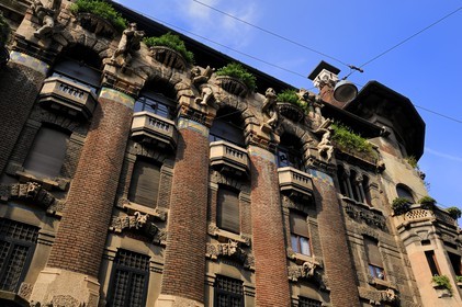 Italie, Lombardie, Milan, palazzo Berri-Meregalli (1911-14) Via Cappuccini