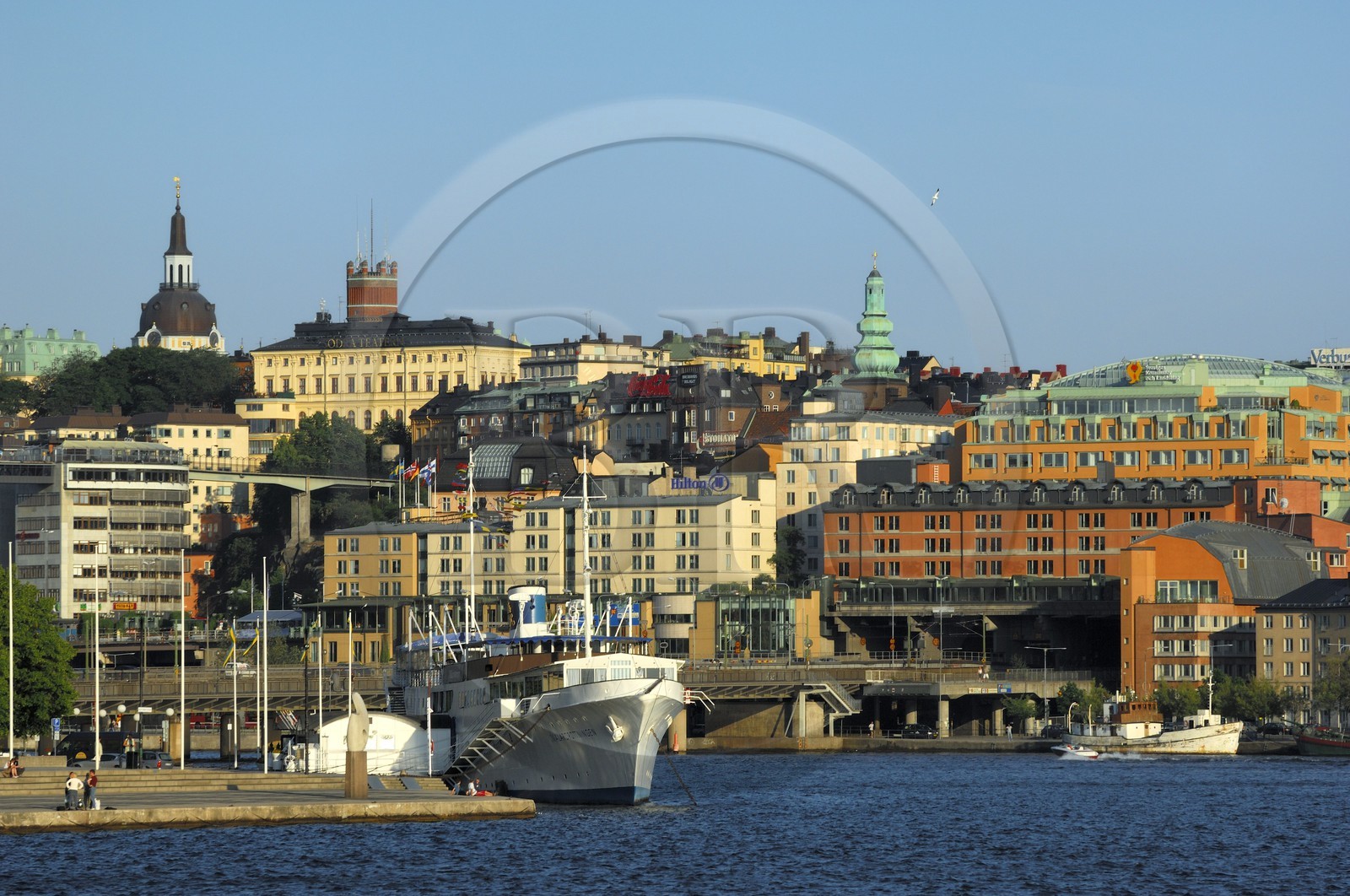 Sweden, Stockholm, Gamla Stan island (old town), ferry at the end of the island of Riddarholmen