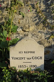 France, Val-d'Oise (95), parc naturel régional du Vexin français, Auvers-sur-Oise, cimetière, la tombe de Vincent Van Gogh