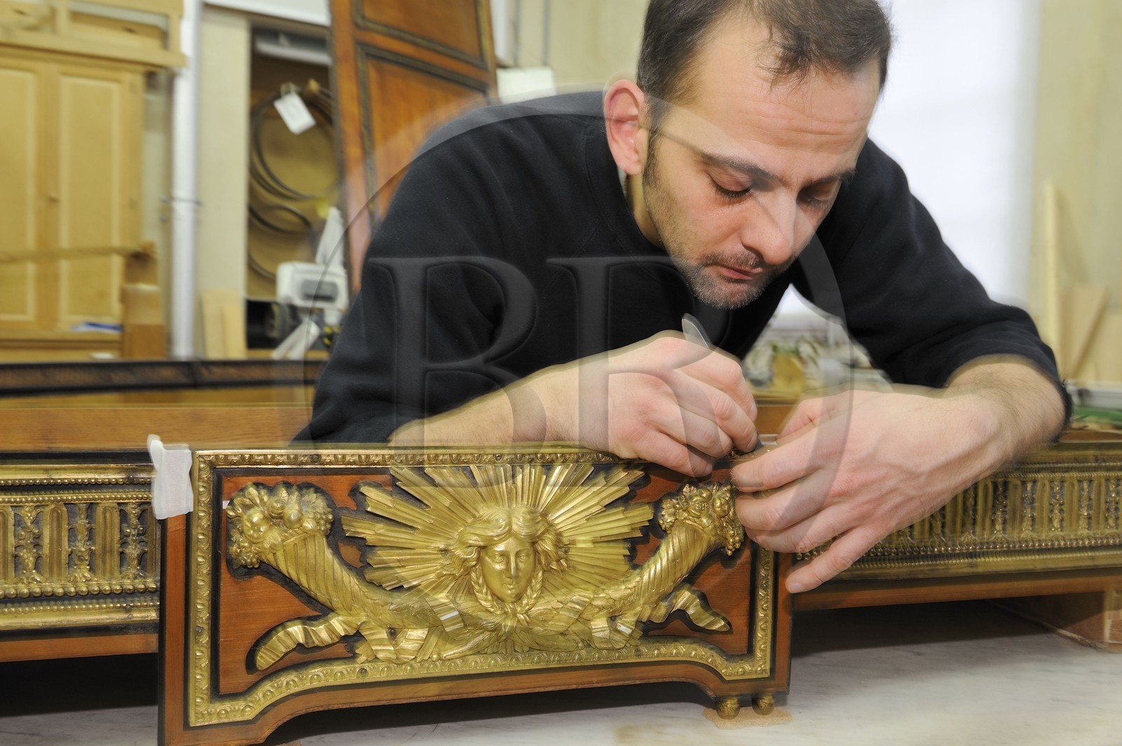 France, Yvelines (78), château de Versailles, ateliers de restauration du château, atelier de menuiserie, Philippe Cuciniello