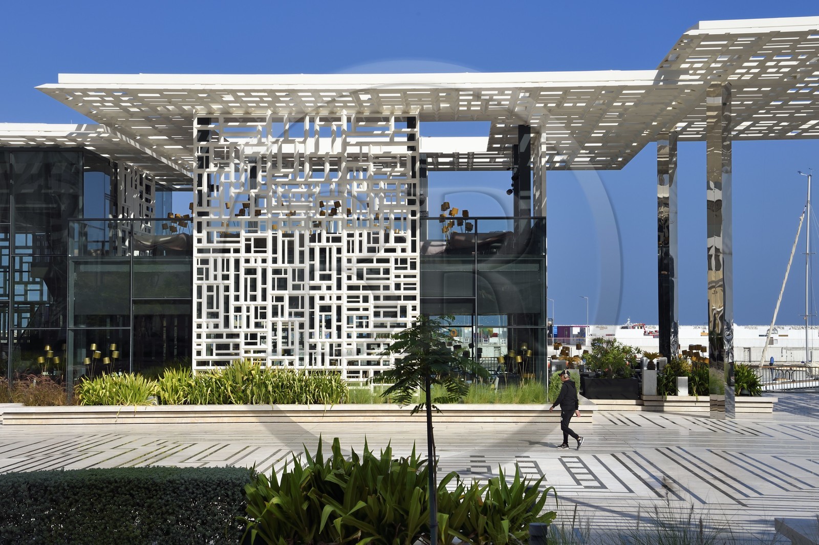 Sultanate of Oman, Muscat,  Al-Mouj district port, the restaurant Huqqa