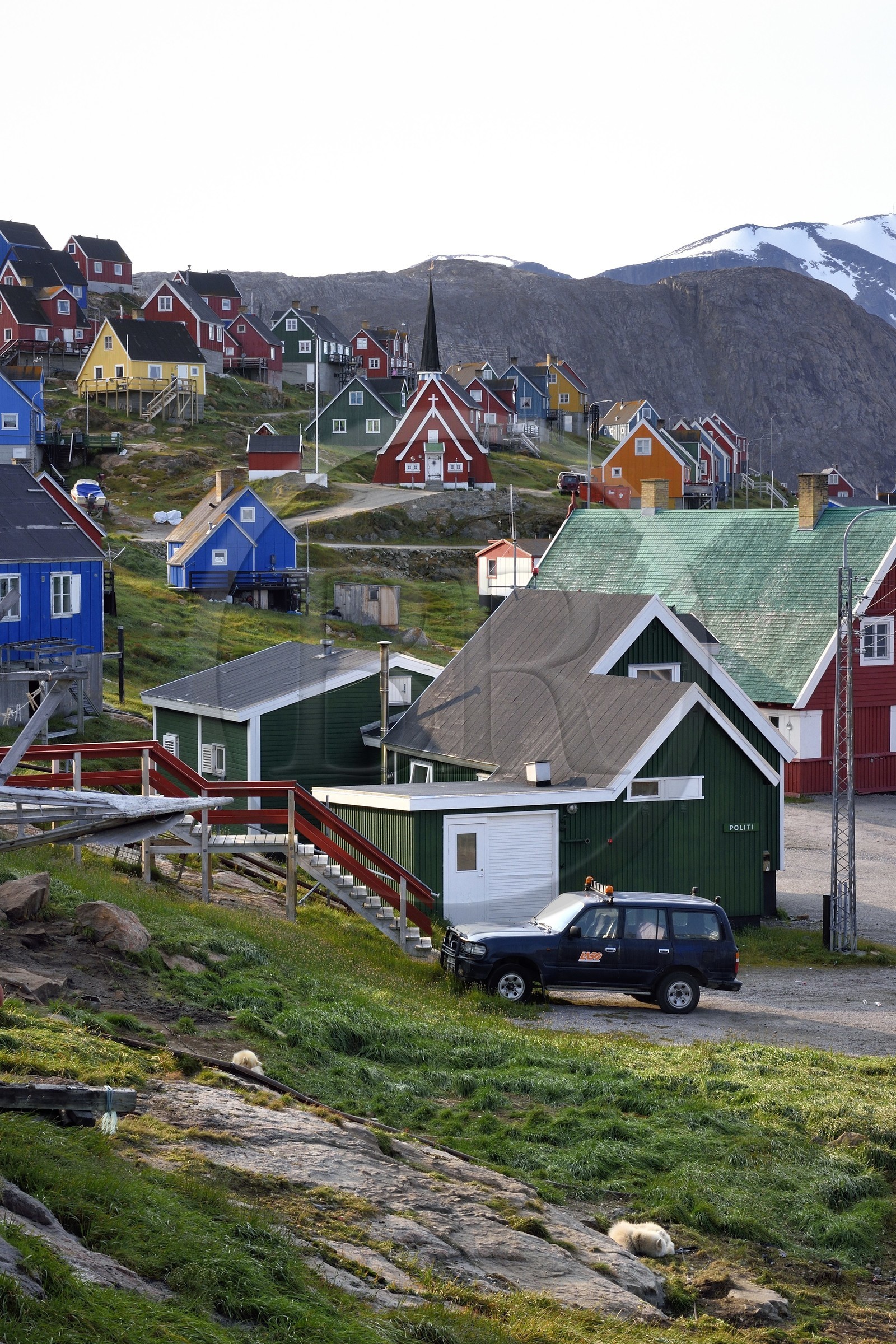 Groenland, cote ouest, baie de Baffin, Upernavik et son église