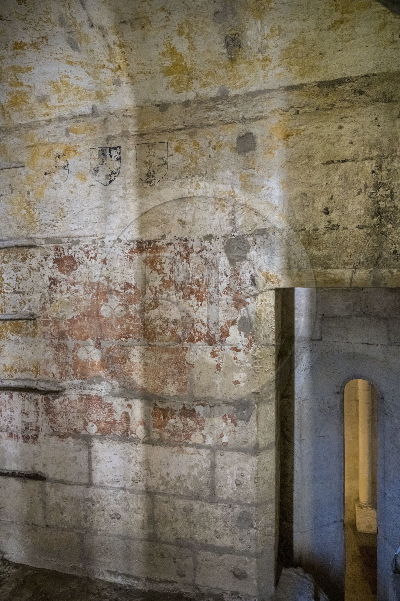 France, Bouches du Rhone, Tarascon, King René's castle dating from the 15th century, hidden oratory of the Queen which overlooks the lower chapel which she could see (and hear) without being seen