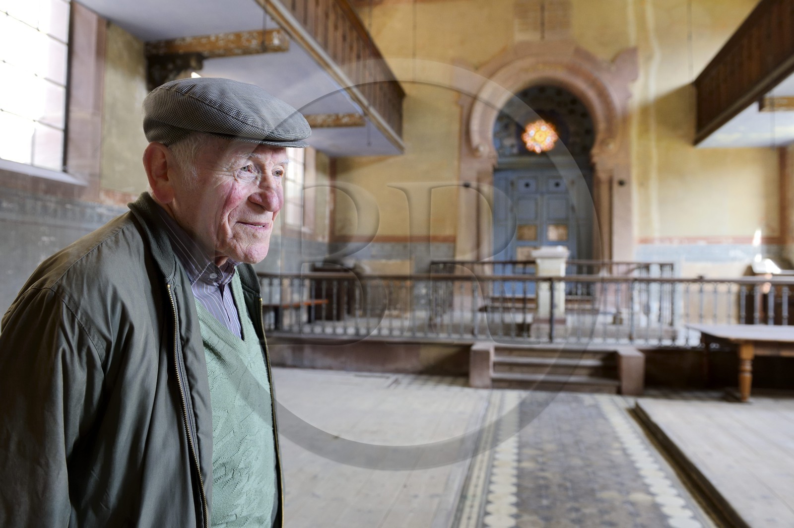 France, Bas-Rhin (67), Westhoffen, Roger Cahn, le dernier juif de Westhoffen né en 1930 dans l'ancienne synagogue