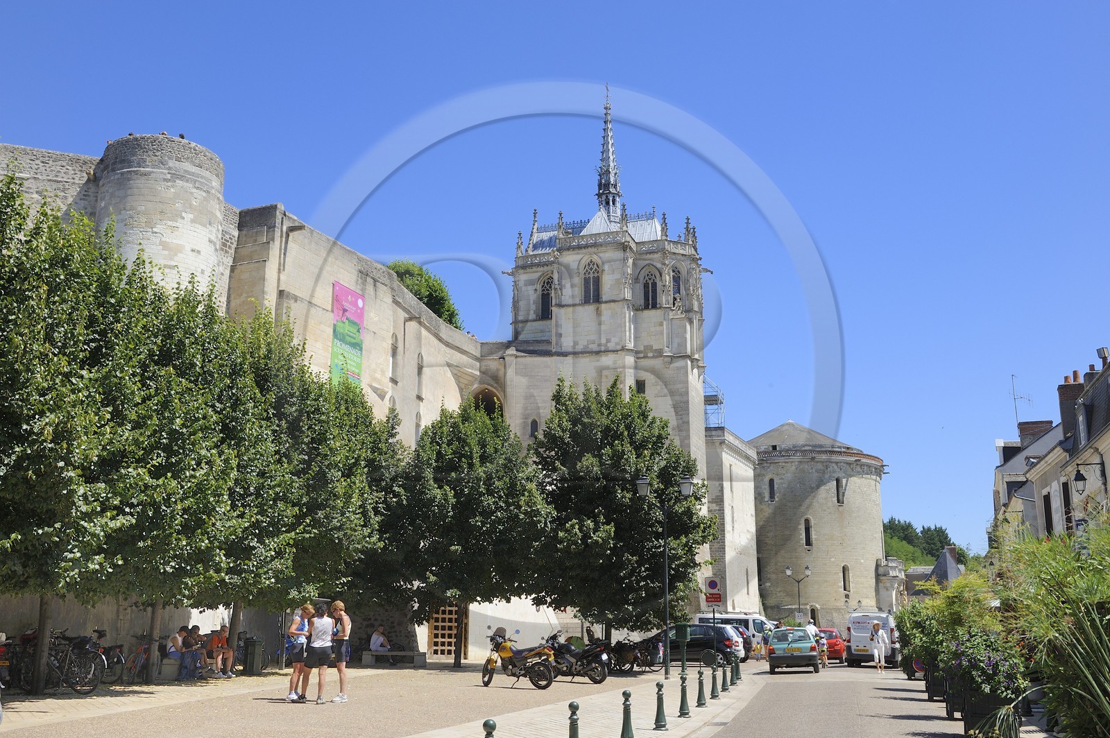 France, Indre et Loire (37), Vallée de la Loire classée Patrimoine mondial de l'UNESCO, château d'Amboise, la chapelle Saint-Hubert sur les remparts