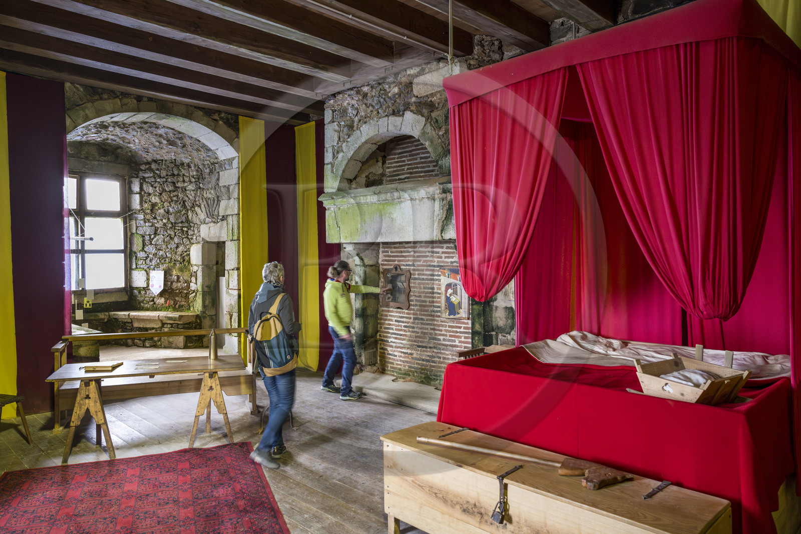 France, Deux-Sèvres (79), Saint-André-sur-Sèvre, chateau fort de Saint-Mesmin des XIVe et XVe siècles