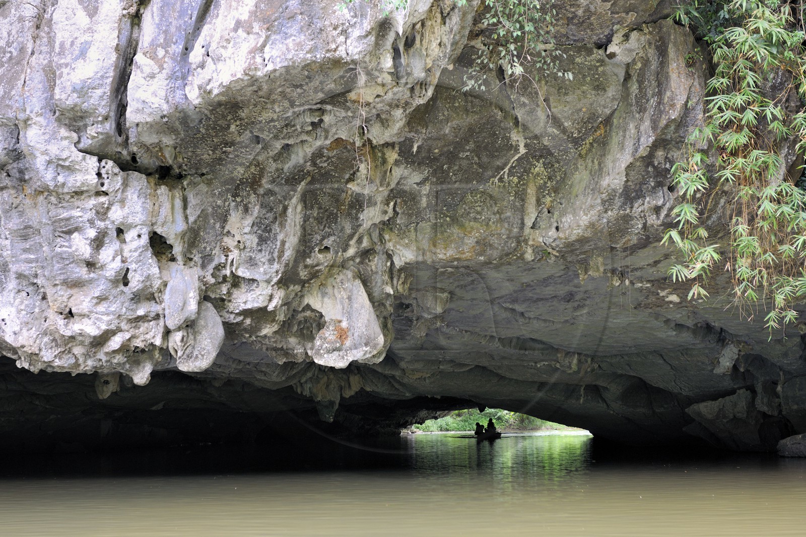 Vietnam, Ninh Binh province nicknamed Inland Halong Bay, small boat trip in Tam Coc