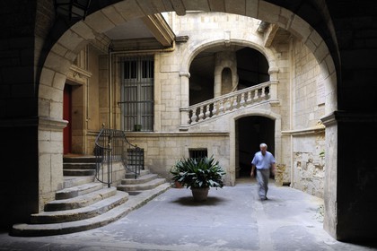 France, Hérault (34), Montpellier, centre historique, l'Ecusson, hôtel particulier Montcalm, escalier à vis évidé