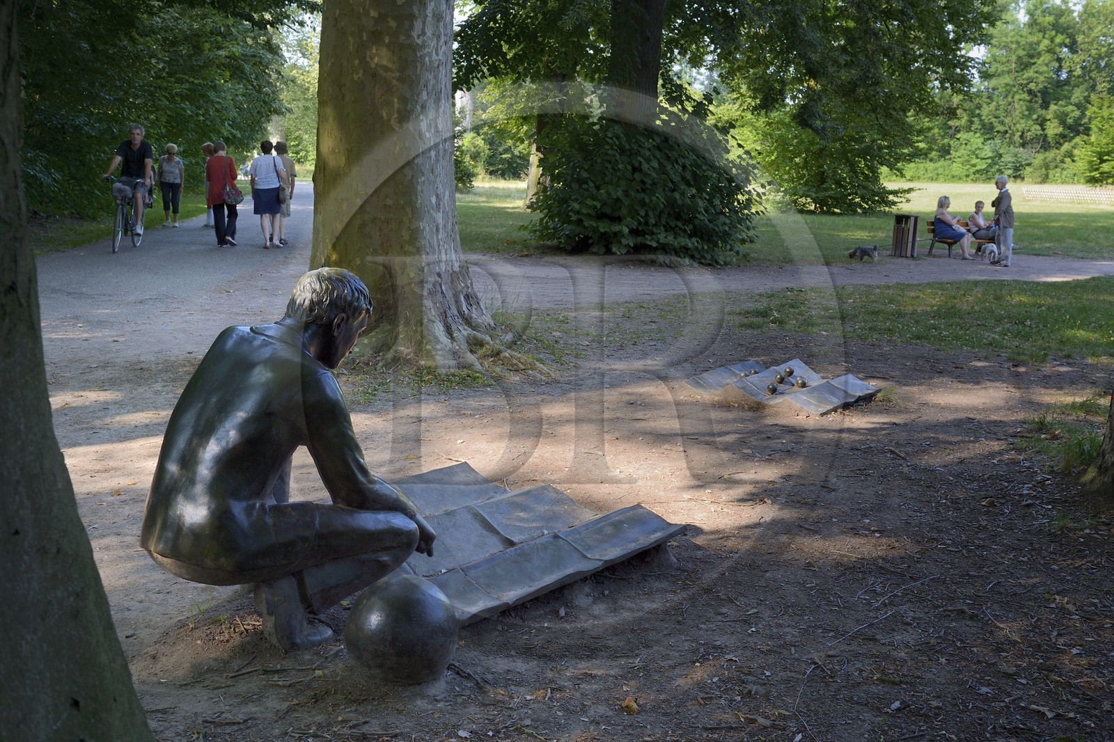 France, Bas Rhin (67), Strasbourg, parc du chateau de Pourtalès, le Parc de sculpture, Genius Loci (Éléments pour une histoire “naturelle” de l’art) de Giulio Paolini (2001)