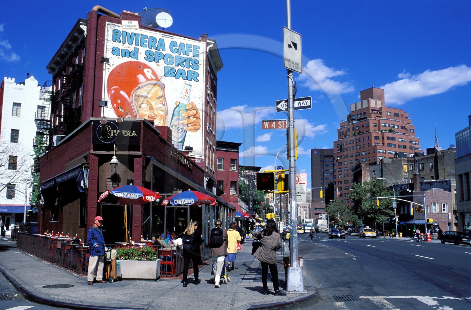Etats-Unis, New York, Manhattan, Greenwich village, W4 street et 7ème Avenue : le Riviera Café
