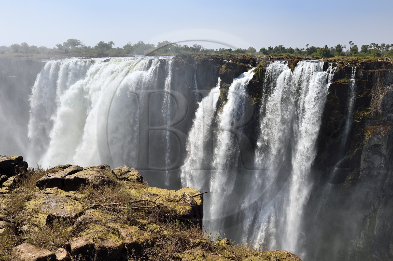 Zimbabwe, province de Matabeleland septentrional, fleuve Zambèze, les Chutes Victoria, classées Patrimoine Mondial de l'UNESCO