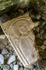 France, Côtes d'Armor (22), Paimpol, abbaye de Beauport du XIIIème siècle, salle capitulaire, probable gisant d'un père abbé du début XIIIème siècle