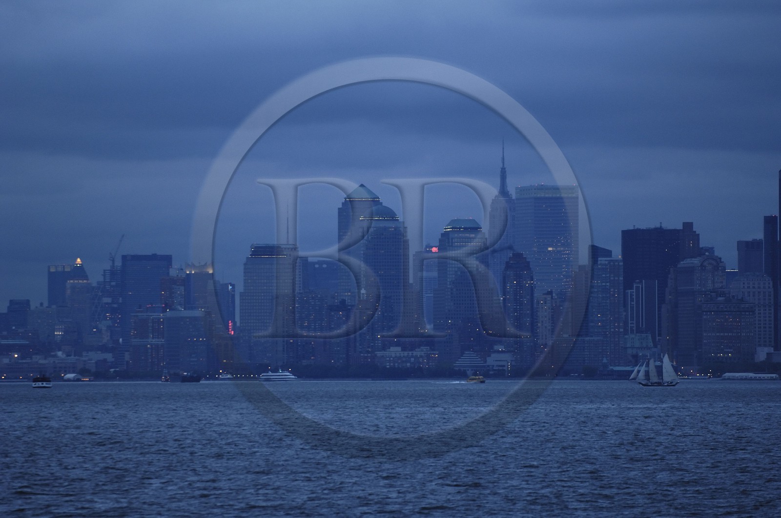 Etats-Unis, New York, Manhattan, downtown vu depuis la mer