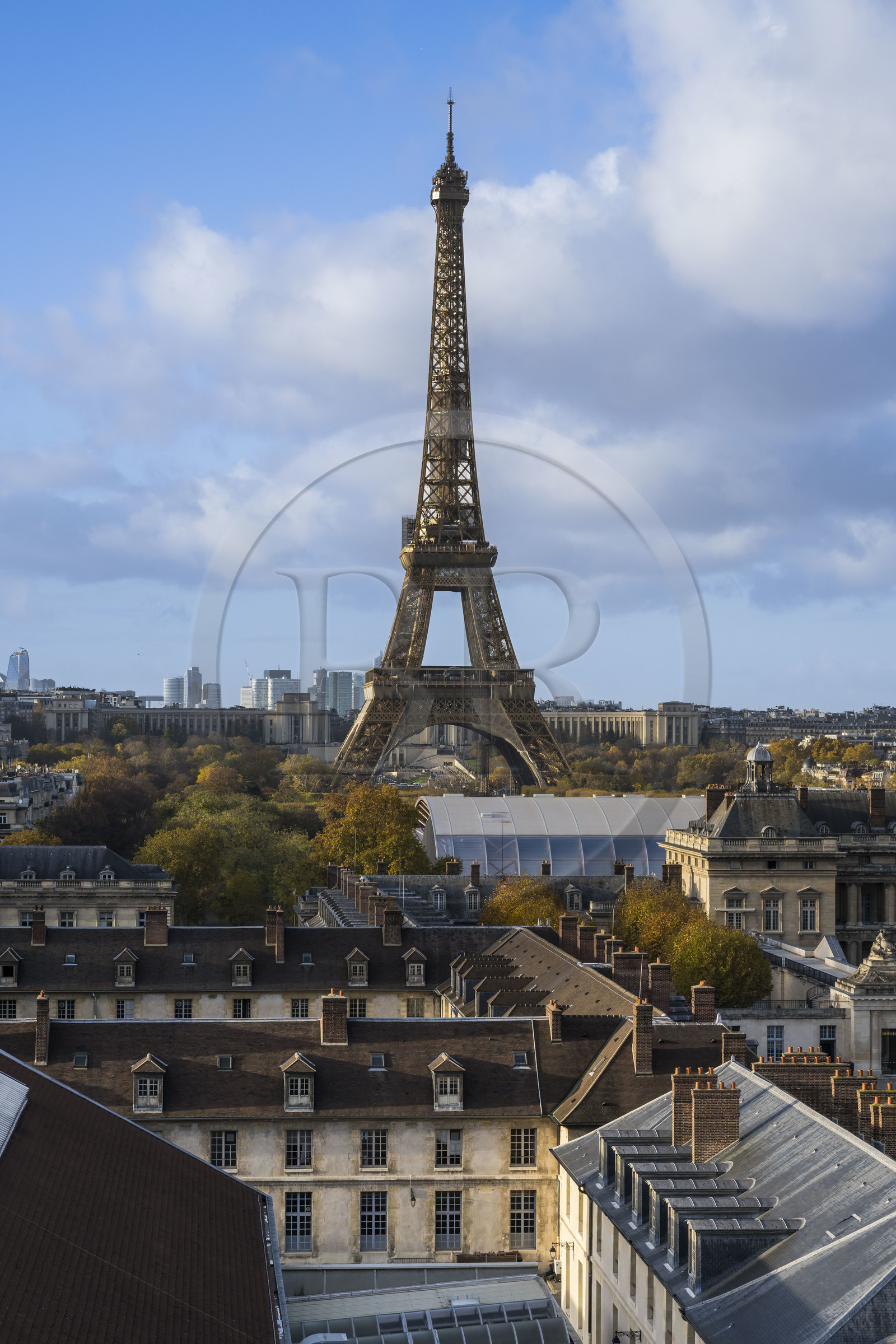 France, Paris (75), siège de l'UNESCO, la Tour Eiffel