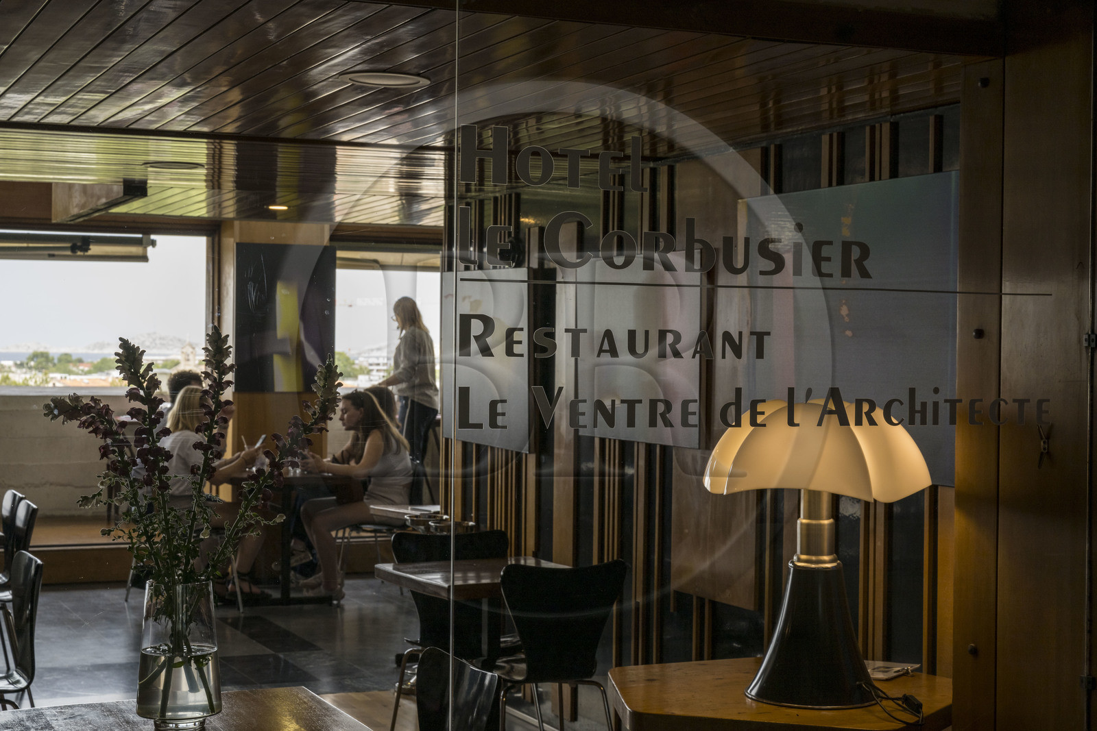 France, Bouches-du-Rhône (13), Marseille, oeuvre architecturale de Le Corbusier, classée Patrimoine Mondial de l'UNESCO, la Cité Radieuse par l'architecte Le Corbusier, Hotel Le Corbusier et Restaurant Le Ventre de l'Architecte